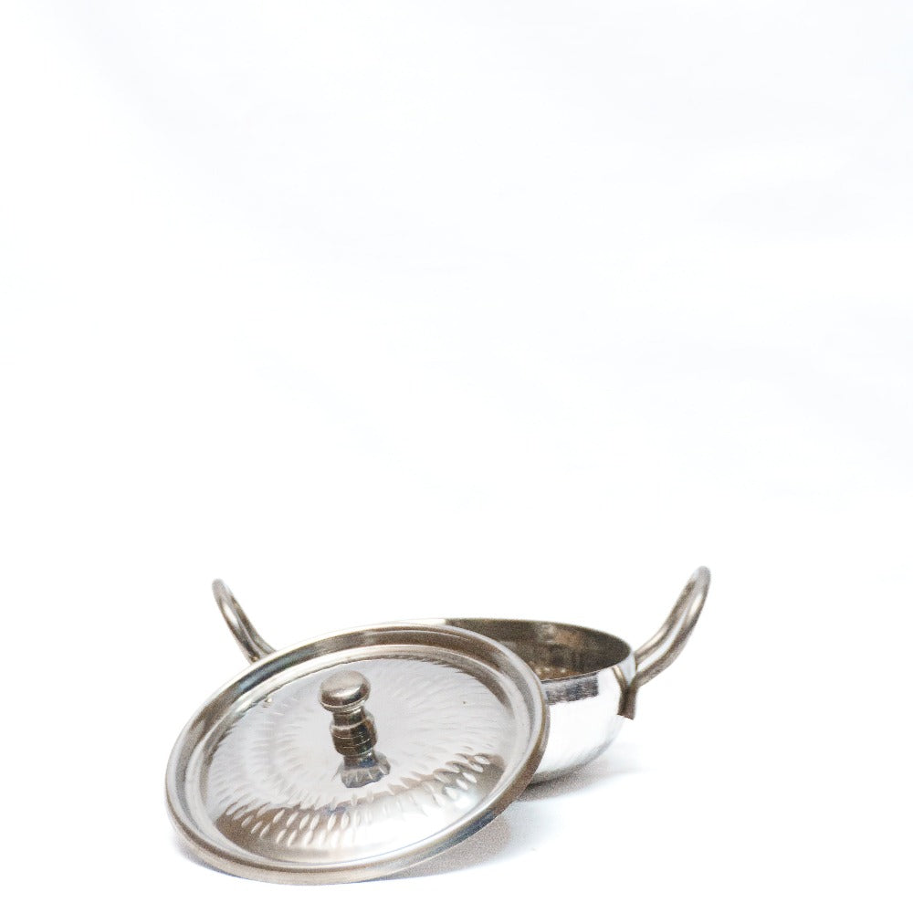 Stainless Steel Karahi with Convenient Handle: Enhance Your Culinary Creations