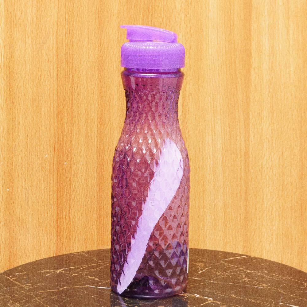 High-Quality Colored Transparent Plastic Water Bottle: Style and Functionality in One
