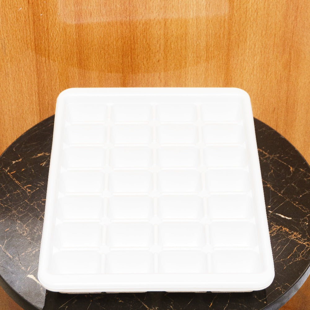 Ice Cube Tray in High-Quality White Opaque Plastic: Your Ultimate Ice-Making Solution