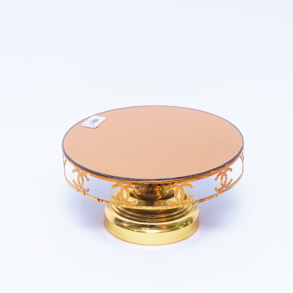 Golden Elegance: Metal and Glass Round Dish in Luxurious Gold