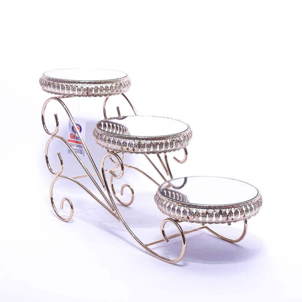 Glass and Metal Elegance: 3-in-1 Cake Stand and Cloche