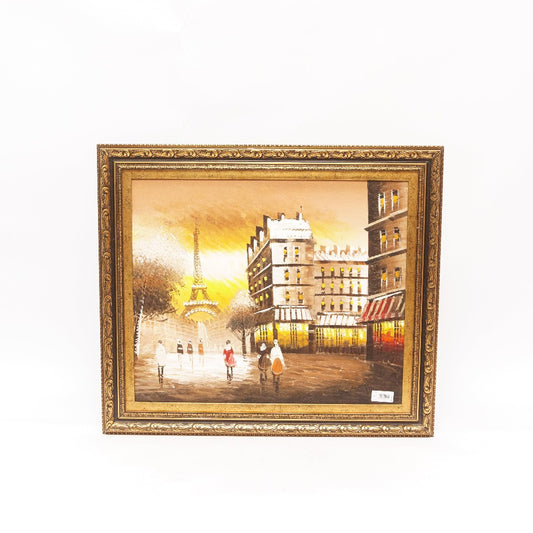Parisian Elegance: Oil Painting of the Eiffel Tower in an Attractive Frame