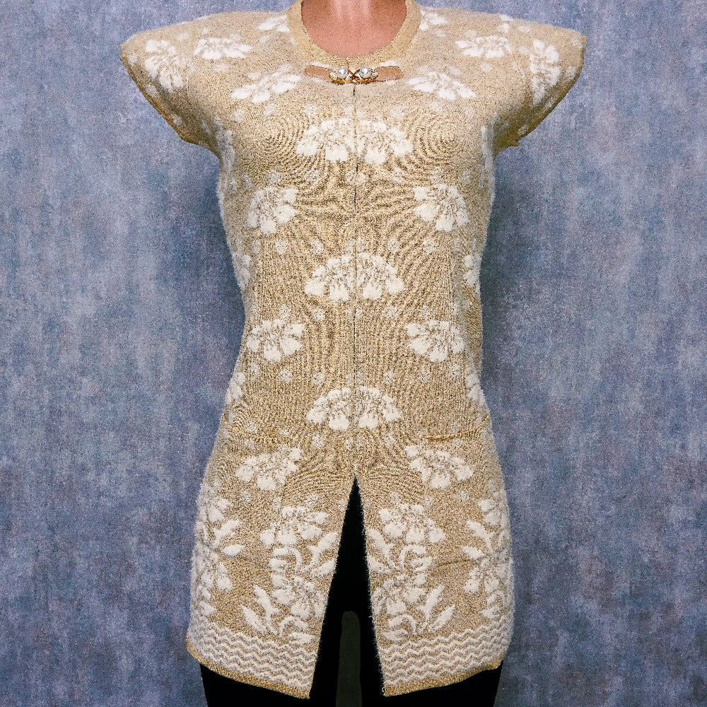 Chic Comfort: Ladies Wool Jersey - Your Seasonal Style Companion