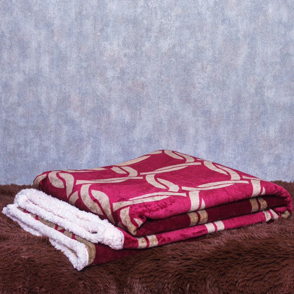 Dreamy Designs: Sherpa Dream Fleece Blanket (200x240) – A Stylish Addition to Your Space