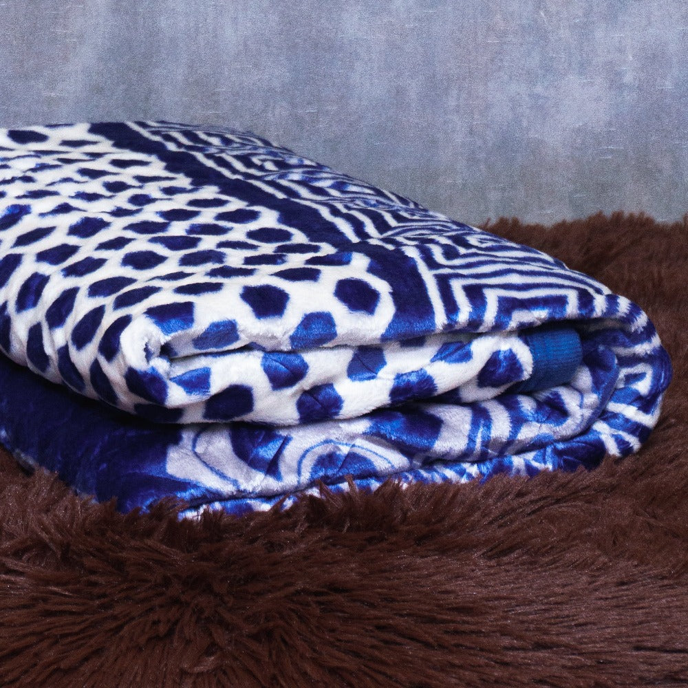 Luxe Comfort: High-Quality, Soft and Cozy Fleece Blanket for Unmatched Relaxation
