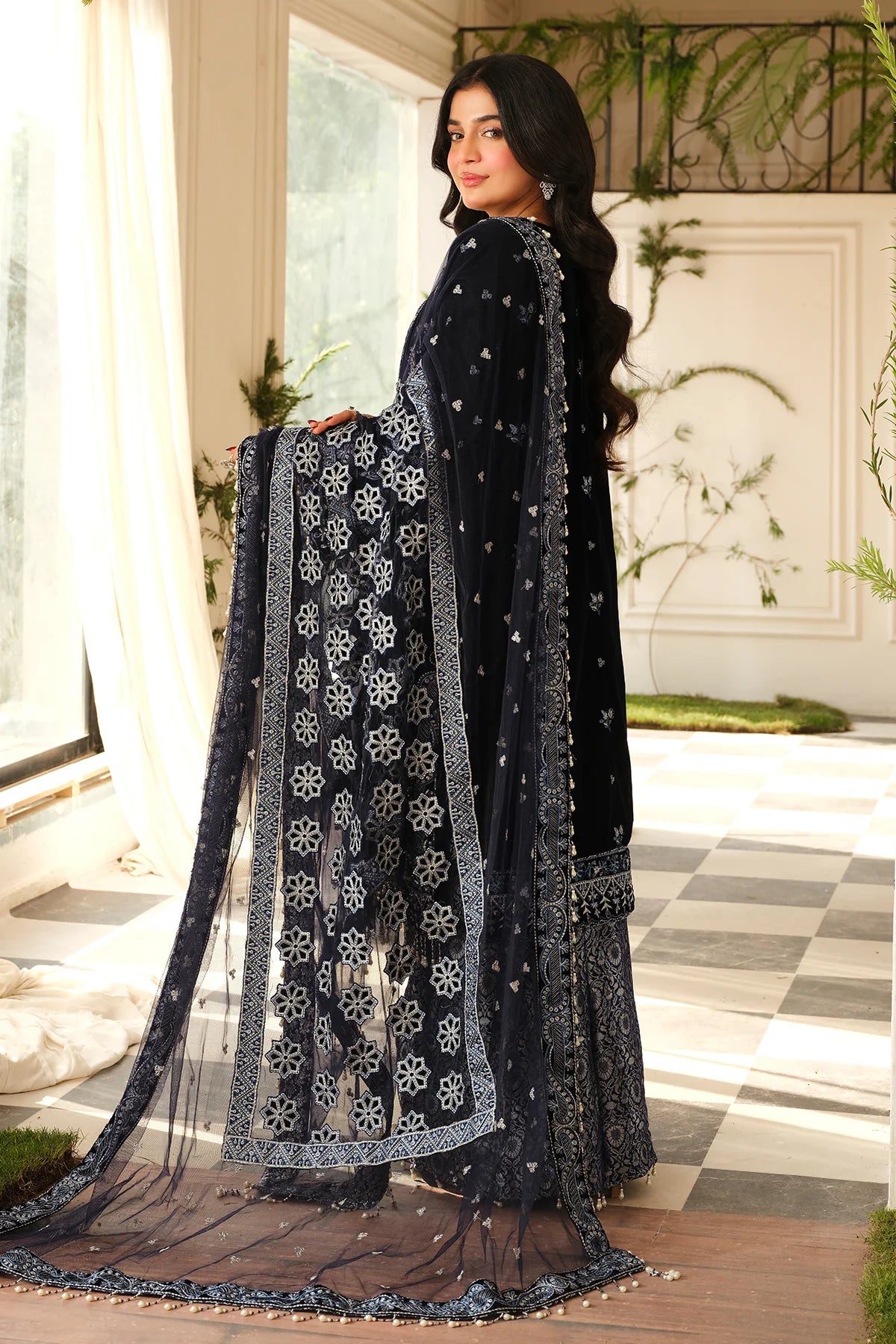 Nura by Raeesa Premium