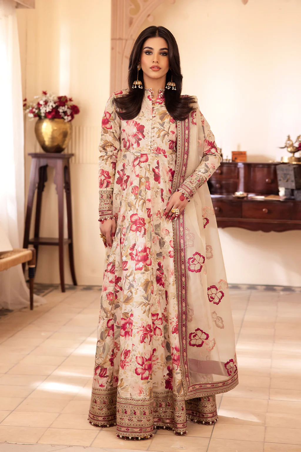 NKG-05 EMBROIDERED LAWN BY IZNIK